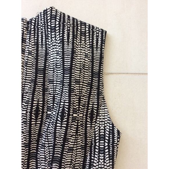 L'Agence Bodycon Mini Dress Multicolor Print V Neck - Picture 9 of 10